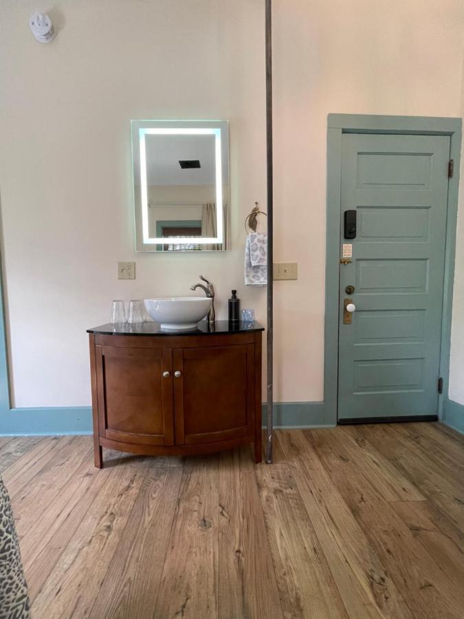 Carriage House Bed & Breakfast Winona Extérieur photo